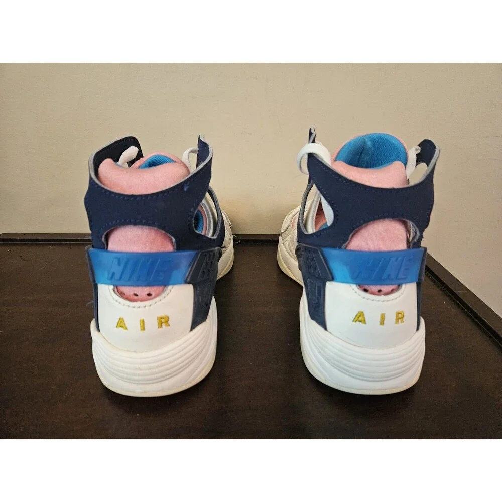 Nike Air Flight Huarache Gear Coral Chalk Blue Men's Size 6.5 Women's Size 8